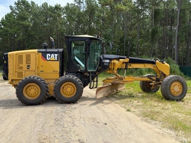 Motoconformadoras Caterpillar 120M usada a la venta Ref.: 1763151405573634 No. 4