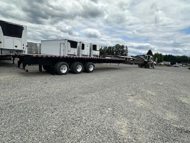 Cama Baja O Lowboys Fontaine 40 TON usada en buen estado Ref.: 1763582043887060 No. 3