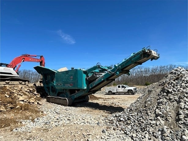 Trituradoras Powerscreen XR400S seminueva Ref.: 1769187688245669 No. 3