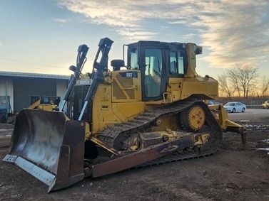 Dozers/tracks CATERPILLAR D6T