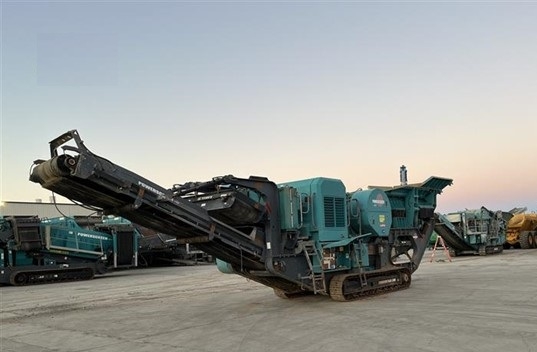 Trituradoras Powerscreen PREMIERTRAK 300 de importacion a la vent Ref.: 1770321725258921 No. 2