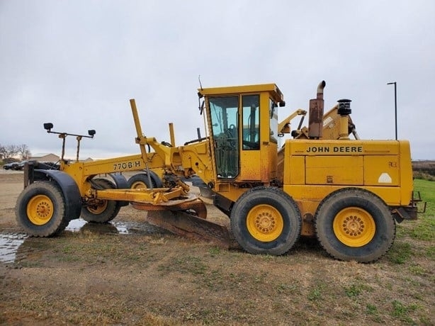 Motoconformadoras Deere 770BH de medio uso en venta Ref.: 1773279181224293 No. 2