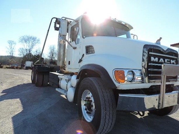 Camiones De Carga Mack CV713 usada de importacion Ref.: 1773950293928797 No. 2