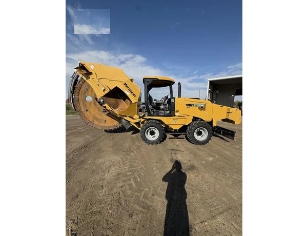 Trencher VERMEER RTX1250