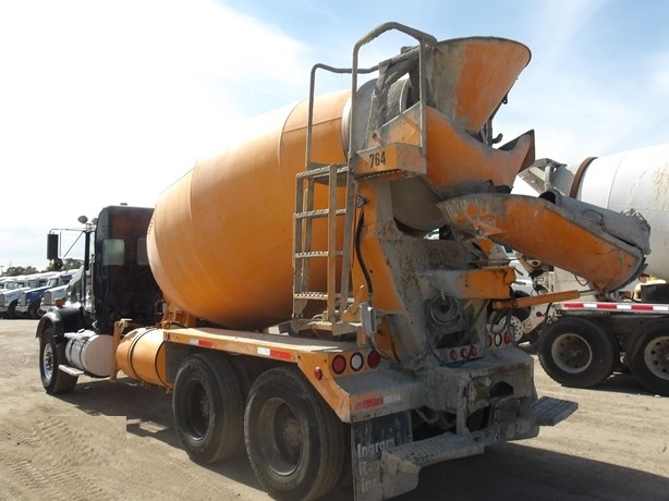 Mezcladoras De Concreto Kenworth T800 usada en buen estado Ref.: 1776961502366866 No. 4
