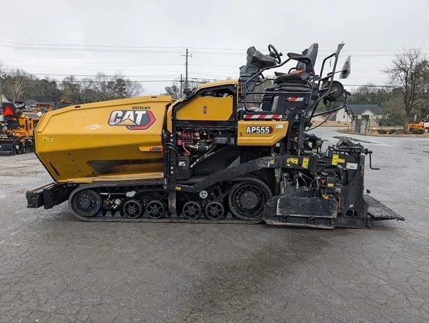 Pavimentadoras Caterpillar AP-555F seminueva en venta Ref.: 1777065174165012 No. 3