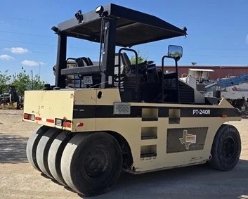 Compactors Tires Asphalt Ingersoll-rand PT240