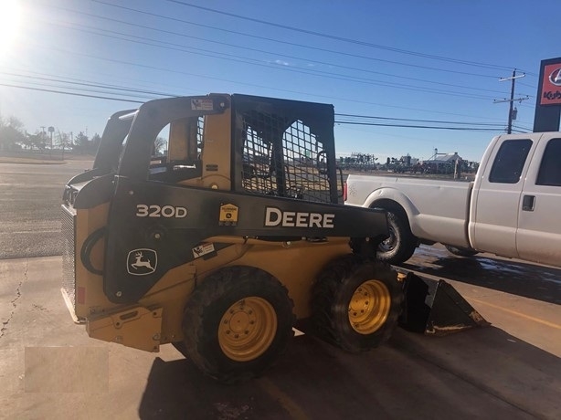 Minicargadores John Deere 320  Ref.: 1778952225601211 No. 3