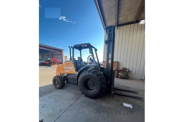 Montacargas Case 588H