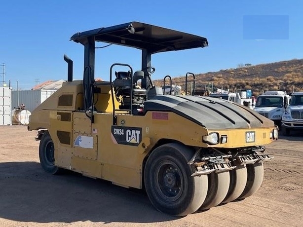 COMPACTADORA CON LLANTAS / CATERPILLAR / CW34 