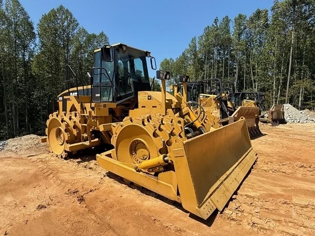 Compactadoras Suelos Y Rellenos Caterpillar 825G